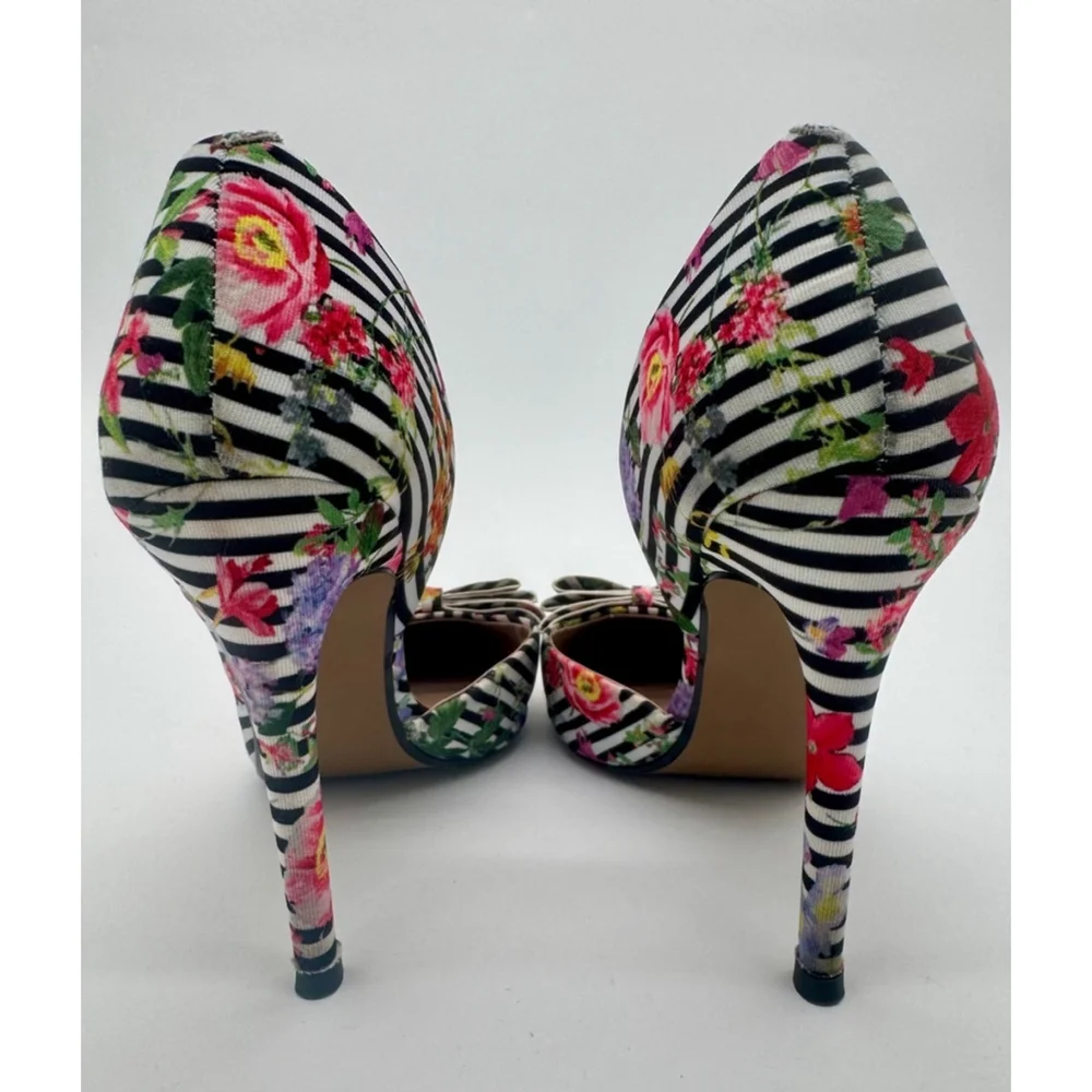 Women's Betsey Johnson Heels Size 8.5 Size Floral Black White Stripes - Picture 9 of 11